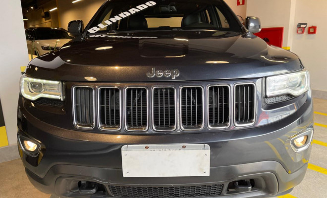 Jeep Grand Cherokee Laredo 3.6 4x4 V6 Gasolina Aut. 2014-1