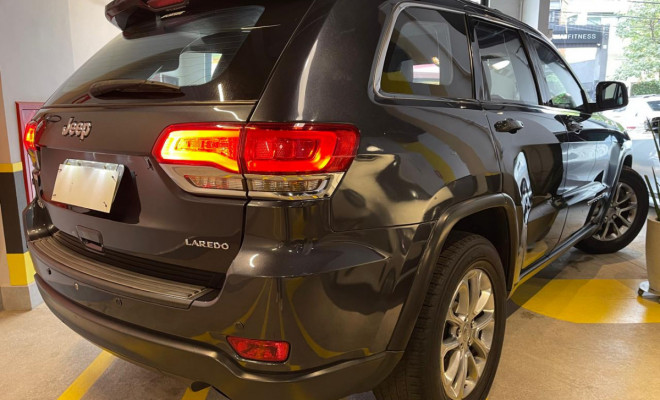 Jeep Grand Cherokee Laredo 3.6 4x4 V6 Gasolina Aut. 2014-0