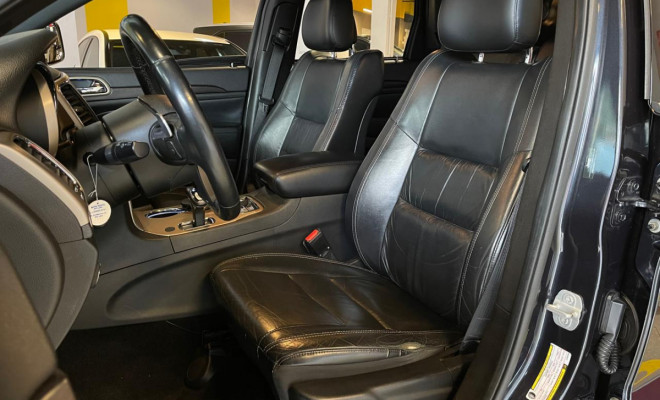 Jeep Grand Cherokee Laredo 3.6 4x4 V6 Gasolina Aut. 2014-10