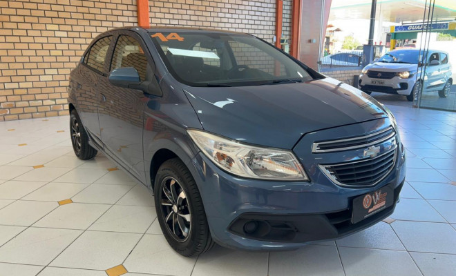 GM - Chevrolet ONIX HATCH LT 1.0 8V FlexPower 5p Mec. 2014 Flex-1