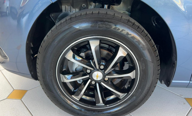 GM - Chevrolet ONIX HATCH LT 1.0 8V FlexPower 5p Mec. 2014 Flex-12