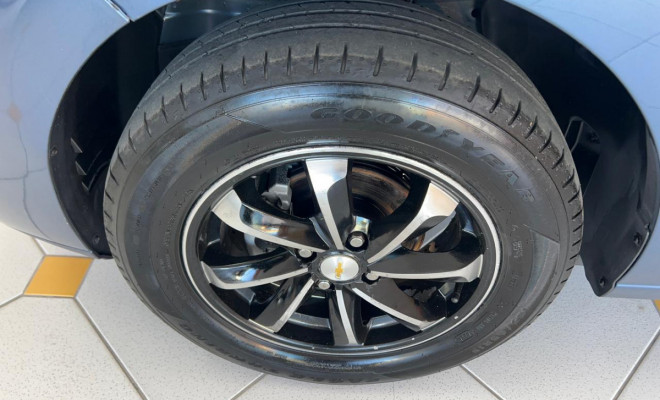 GM - Chevrolet ONIX HATCH LT 1.0 8V FlexPower 5p Mec. 2014 Flex-11