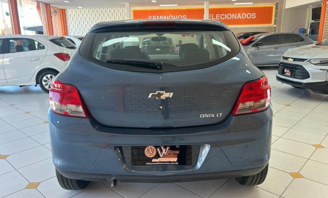 GM - Chevrolet ONIX HATCH LT 1.0 8V FlexPower 5p Mec. 2014 Flex-3