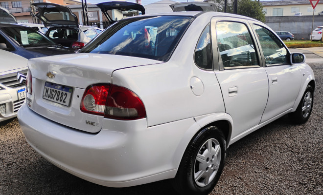 GM - Chevrolet Classic Life/LS 1.0 VHC FlexP. 4p 2012 Flex-2