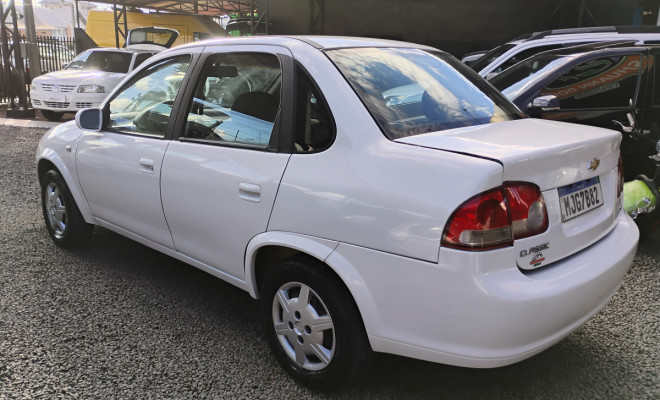 GM - Chevrolet Classic Life/LS 1.0 VHC FlexP. 4p 2012 Flex-1