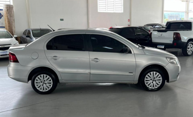 VW - VolksWagen VOYAGE TREND 1.6 Mi Total Flex 8V 4p 2009 Flex-7