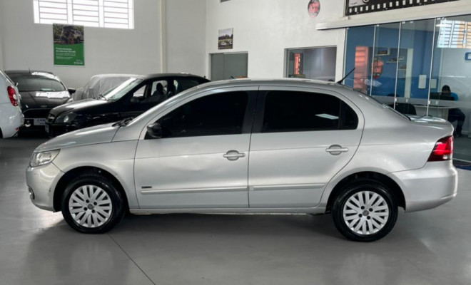 VW - VolksWagen VOYAGE TREND 1.6 Mi Total Flex 8V 4p 2009 Flex-6