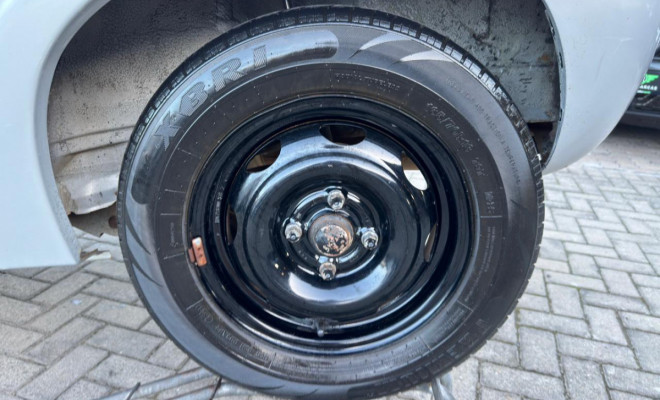 GM - Chevrolet Celta 1.0/Super/N.Piq.1.0 MPFi VHC 8V 3p 2001 Gasolina-9