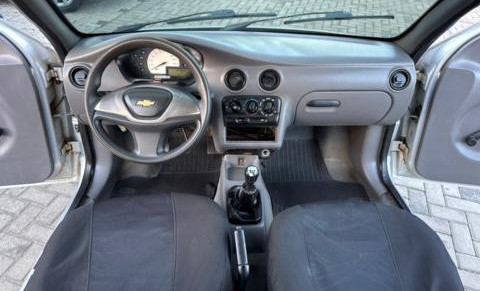 GM - Chevrolet Celta 1.0/Super/N.Piq.1.0 MPFi VHC 8V 3p 2001 Gasolina-4