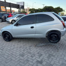 GM - Chevrolet Celta 1.0/Super/N.Piq.1.0 MPFi VHC 8V 3p 2001 Gasolina-13