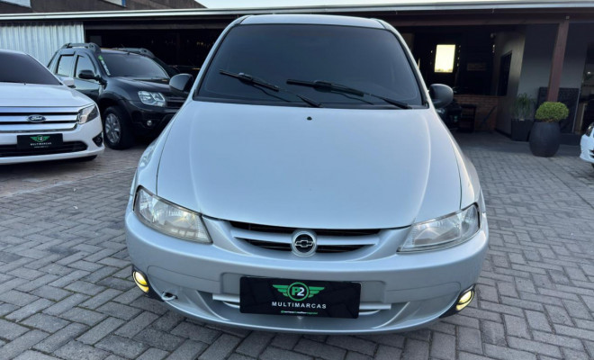 GM - Chevrolet Celta 1.0/Super/N.Piq.1.0 MPFi VHC 8V 3p 2001 Gasolina-10