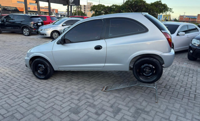 GM - Chevrolet Celta 1.0/Super/N.Piq.1.0 MPFi VHC 8V 3p 2001 Gasolina-13