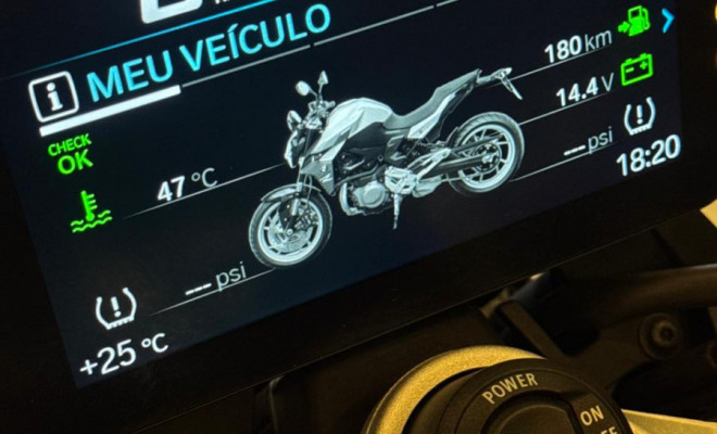 BMW F 900 R Sport Plus 2024 Gasolina-9