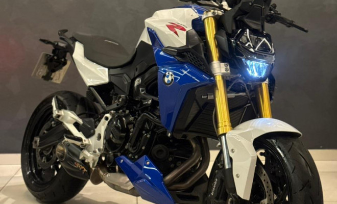 BMW F 900 R Sport Plus 2024 Gasolina