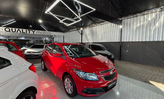 GM - Chevrolet ONIX HATCH LT 1.4 8V FlexPower 5p Mec. 2013 Flex