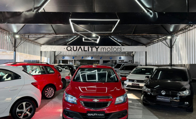 GM - Chevrolet ONIX HATCH LT 1.4 8V FlexPower 5p Mec. 2013 Flex-0