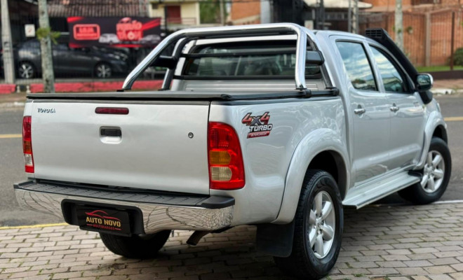 Toyota Hilux CD D4-D 4x4 2.5 16V 102cv TB Dies. 2011 Diesel-4