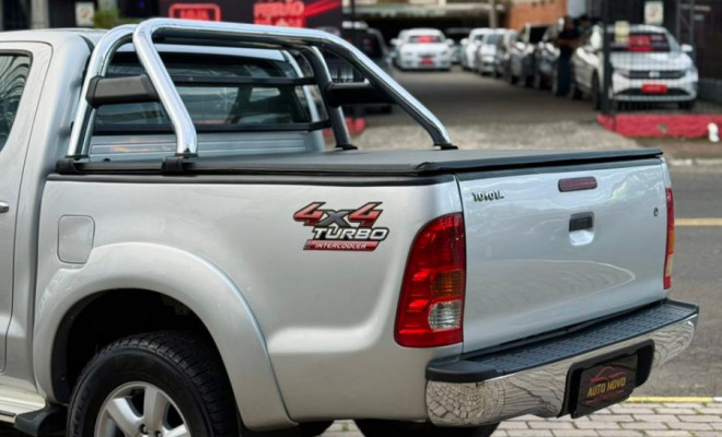 Toyota Hilux CD D4-D 4x4 2.5 16V 102cv TB Dies. 2011 Diesel-13