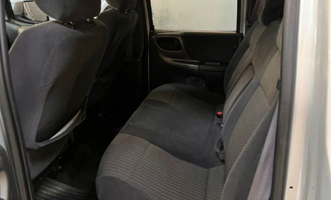 Ford Ranger XLT 2.3 16V 150cv CD Repower. 2010 Gasolina-7