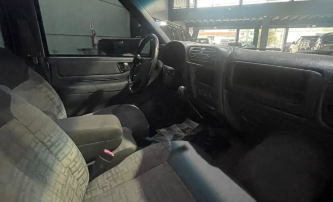 GM - Chevrolet S10 Pick-Up 2.4 MPFI 8v 128cv CD 4p 2003 Gasolina-6