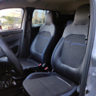 Renault KWID Intense 1.0 Flex 12V 5p Mec. 2023 Flex-4