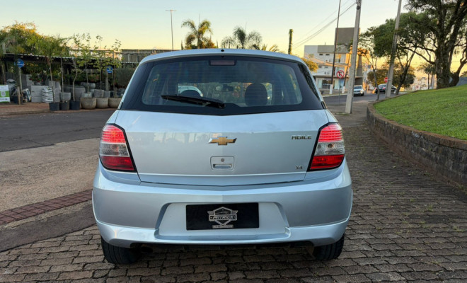 GM - Chevrolet AGILE LTZ 1.4 MPFI 8V FlexPower 5p 2011 Flex-5