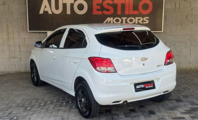 GM - Chevrolet ONIX HATCH LT 1.0 8V FlexPower 5p Mec. 2016 Flex-2