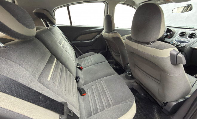 GM - Chevrolet AGILE LTZ EFFECT 1.4 8V FlexPower 5p Mec 2014 Flex-8