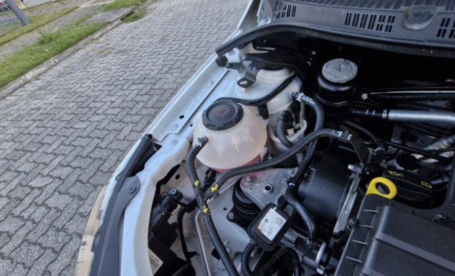 VW - VolksWagen Saveiro Robust 1.6 Total Flex 16V  2025 Flex-10