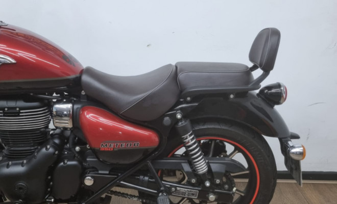 Royal Enfield Meteor 350 Supernova  2024 Gasolina-8