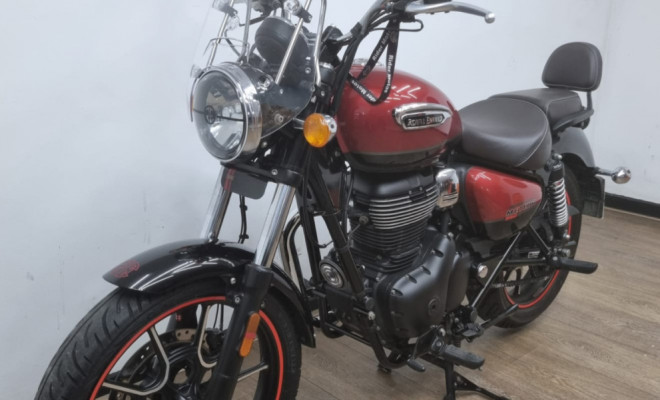 Royal Enfield Meteor 350 Supernova  2024 Gasolina-2