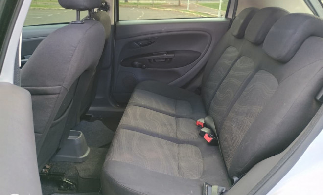 Fiat Punto  ELX 1.4 Fire Flex 8V 5p 2011 Flex-5