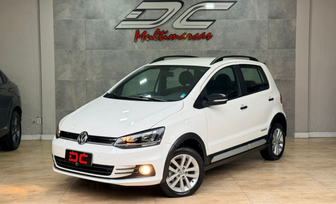 VW - VolksWagen Fox TRACK 1.0 Flex 12V 5p 2017 Flex