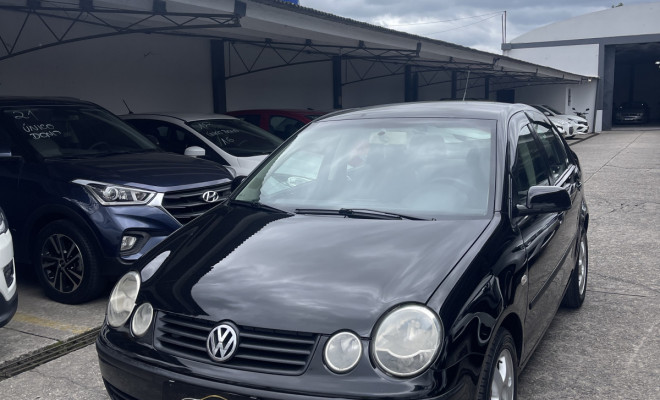 Polo Sedan 1.6 Mi Total Flex 8V 4p 2006 (Repasse)