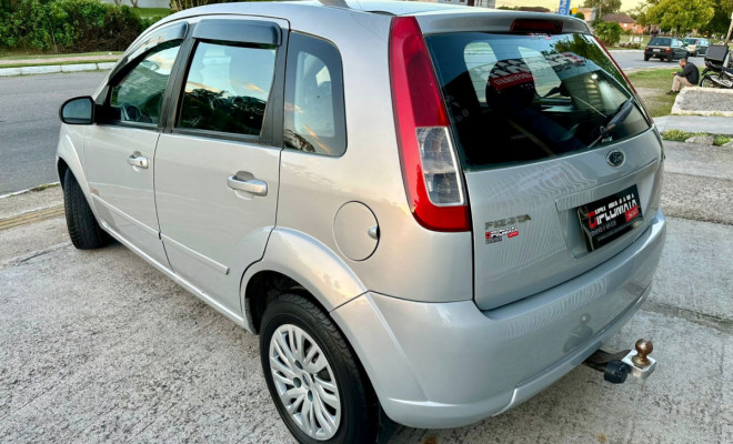 Fiesta Class 1.6 8V Flex - 2009-3