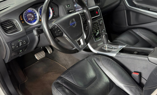 Volvo S60 T-6 R-DESIGN 3.0 AWD 4p 2012 Flex-13