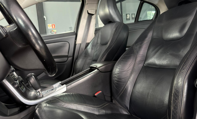 Volvo S60 T-6 R-DESIGN 3.0 AWD 4p 2012 Flex-15