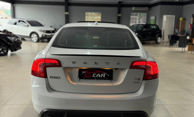 Volvo S60 T-6 R-DESIGN 3.0 AWD 4p 2012 Flex-6