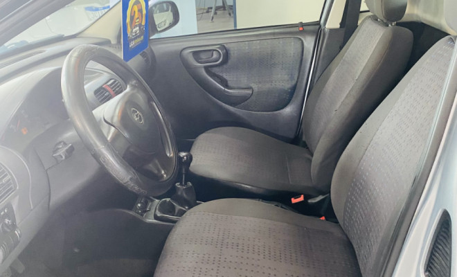 GM - Chevrolet MONTANA 1.4 8V Conquest ECONOFLEX  2p 2010 Flex-9