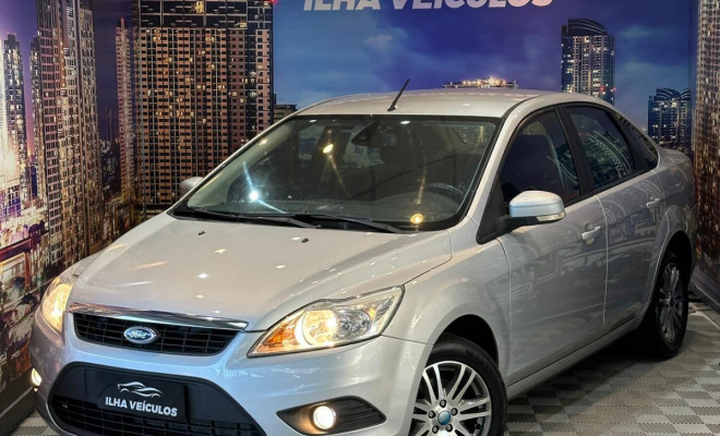 Ford Focus Sedan 2.0 4p Mec. 2013 Flex-0