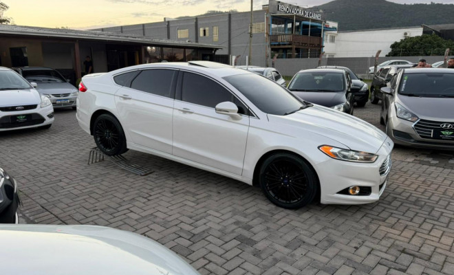 Ford Fusion Titanium 2.0 GTDI Eco. Fwd Aut. 2015 Flex-11