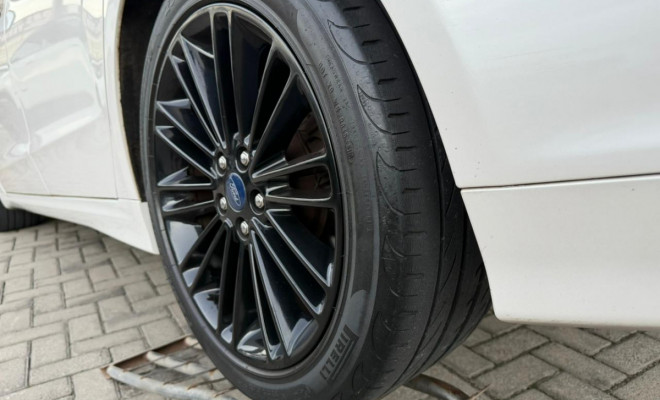Ford Fusion Titanium 2.0 GTDI Eco. Fwd Aut. 2015 Flex-14