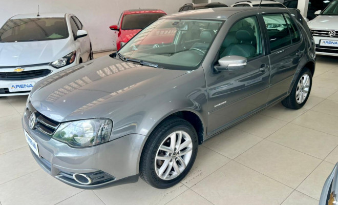 VW - VolksWagen Golf Sportline 1.6 Mi Total Flex 8V 4p 2013 Flex-1