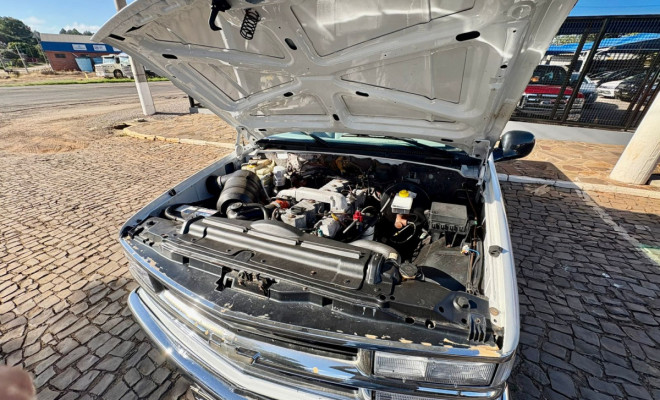 GM - Chevrolet Silverado D20/ Rodeio 4.2 TB Diesel 2001 Diesel-9