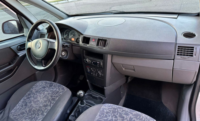 GM Meriva 1.8 MPFI 8V - 2004-7