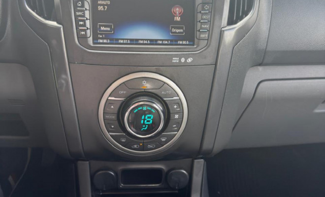 S10 LTZ 2.4 4x2 CD 2014 | CONFORTO, ROBUSTEZ E PACOTE COMPLETO PARA O DIA A DIA!-10