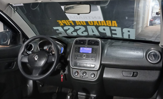 Renault KWID Zen 1.0 Flex 12V 5p Mec. 2018 Flex-7