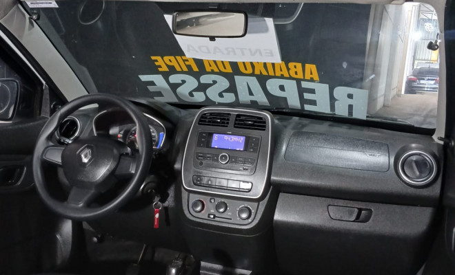 Renault KWID Zen 1.0 Flex 12V 5p Mec. 2018 Flex-8