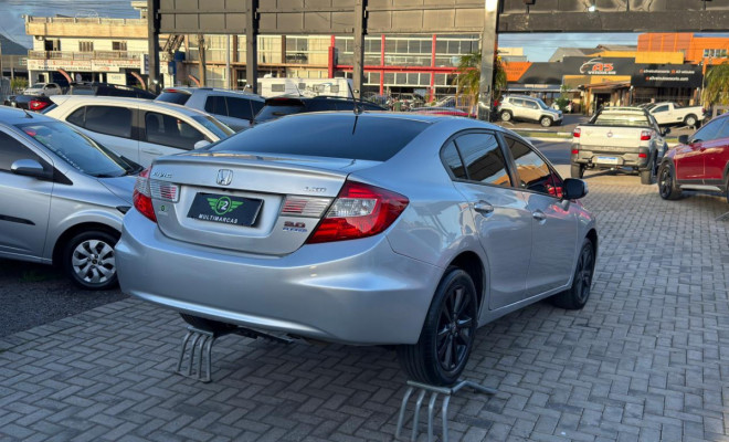 Honda Civic Sedan LXR 2.0 Flexone 16V Aut. 4p 2014 Flex-2