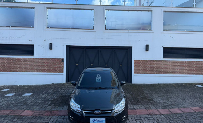 Ford Focus 2.0 16V/SE/SE Plus Flex 5p Aut. 2014 Flex